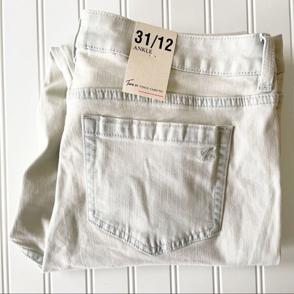 Two by Vince Camuto Bleached Blue Ankle Jeans - Size 12 - Picture 4 of 8